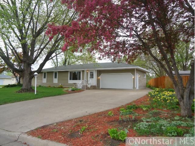 34 119th Cir NE, Blaine, MN 55434
