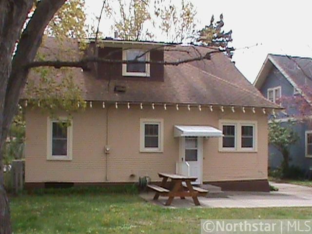 3211 N 8th St, Saint Cloud, MN 56303