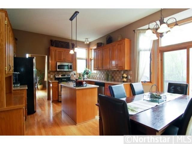 17060 Jackson Trl, Lakeville, MN 55044