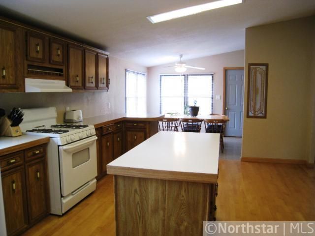 17053 77th St SE, Becker, MN 55308