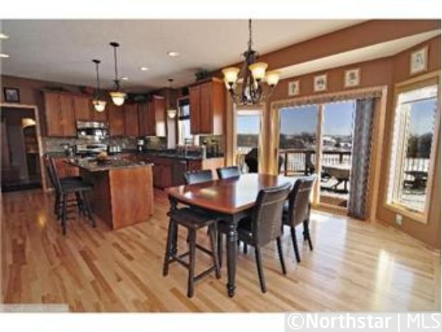 2435 Heron Ln, Victoria, MN 55386