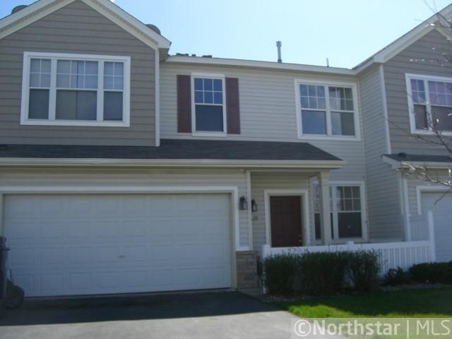 1626 Liberty Cir, Shakopee, MN 55379