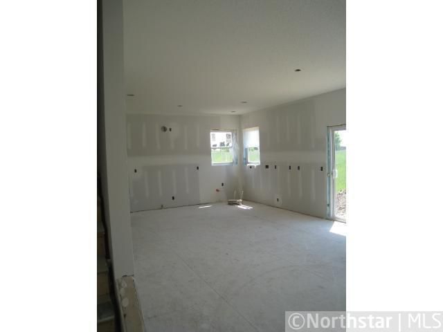 7753 60th St S, Cottage Grove, MN 55016
