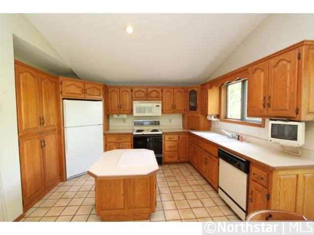 121 E Golden Lake Ln, Circle Pines, MN 55014