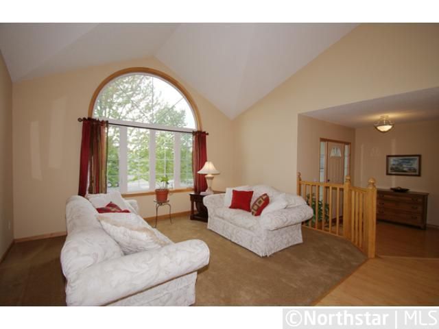 15921 Cascade Pa, Rosemount, MN 55068