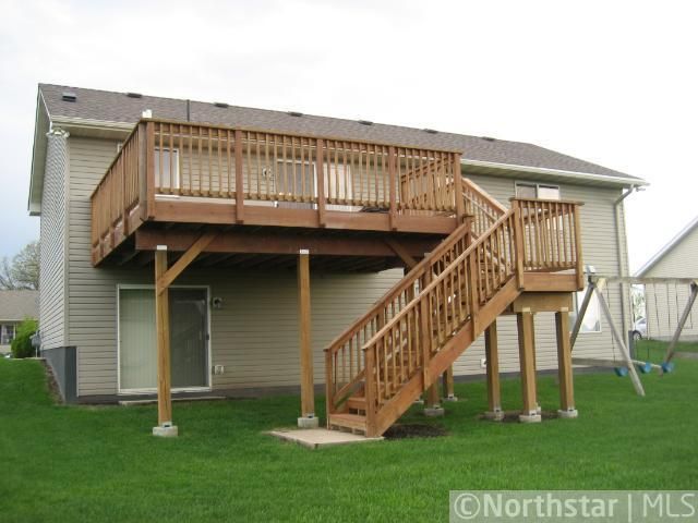 1016 Sunrise Ln, Belle Plaine, MN 56011