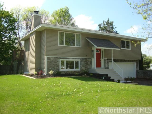 10880 Hollywood Blvd NW, Coon Rapids, MN 55433