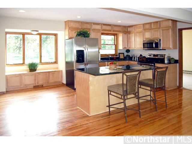2092 Randy Ave, White Bear Lake, MN 55110