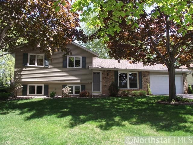 15712 Heywood Way, Apple Valley, MN 55124