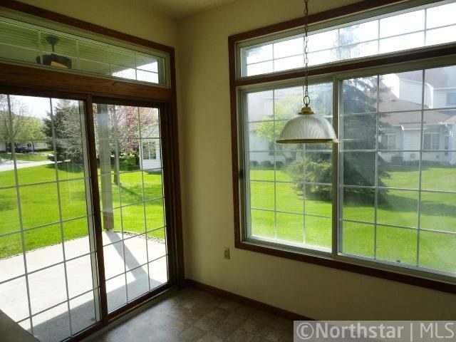 2545 Stockbridge Rd, Mendota Heights, MN 55120