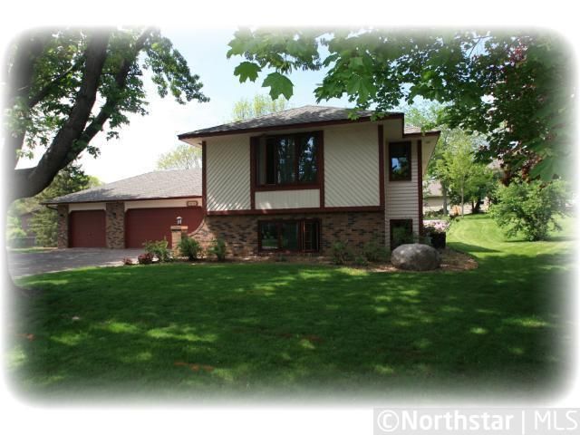 7670 Mariner Point, Maple Grove, MN 55311