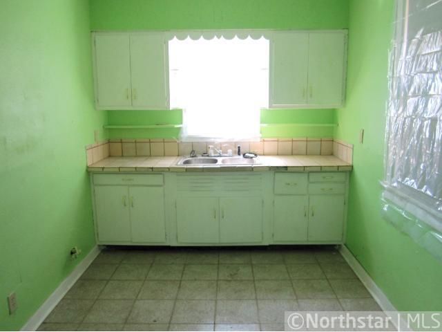 836 Cook Ave E, Saint Paul, MN 55106