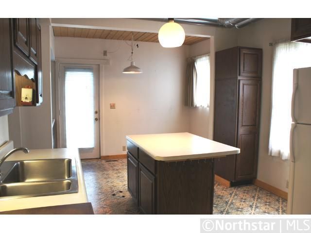 1866 Ashland Ave, Saint Paul, MN 55104