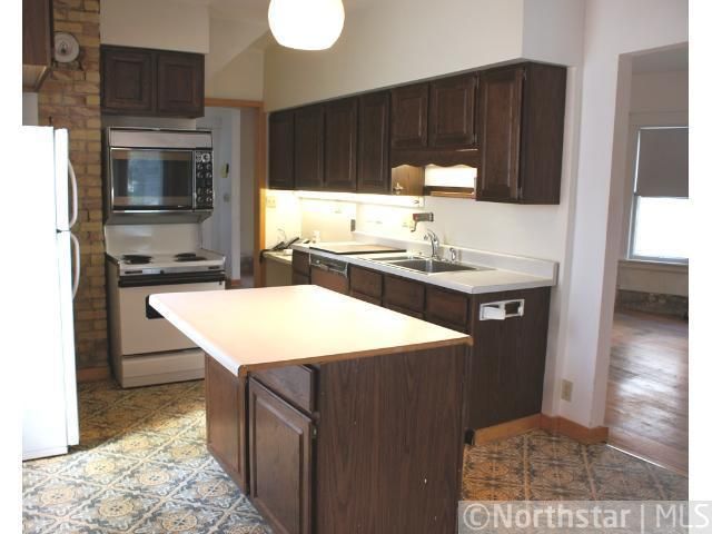 1866 Ashland Ave, Saint Paul, MN 55104