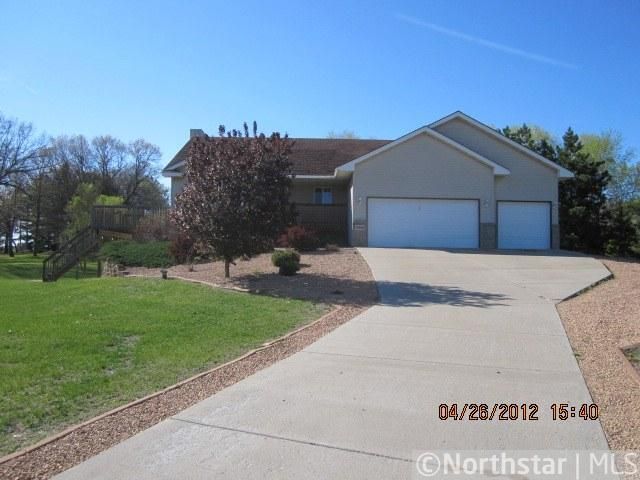 14958 Chisholm St NE, Ham Lake, MN 55304