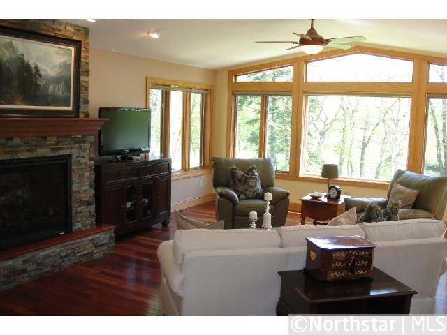 8807 151st St W, Shakopee, MN 55372