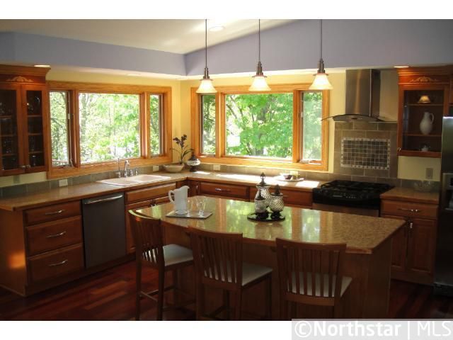 8807 151st St W, Shakopee, MN 55372