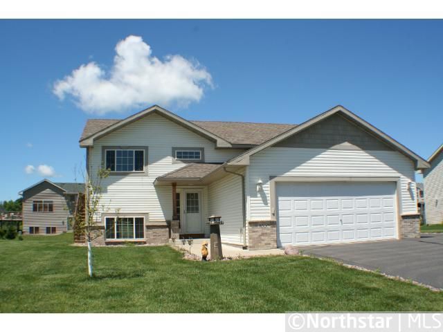 830 Acacia Dr S, Annandale, MN 55302