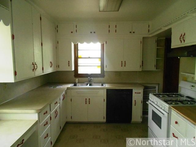 5129 Horizon Dr NE, Fridley, MN 55421