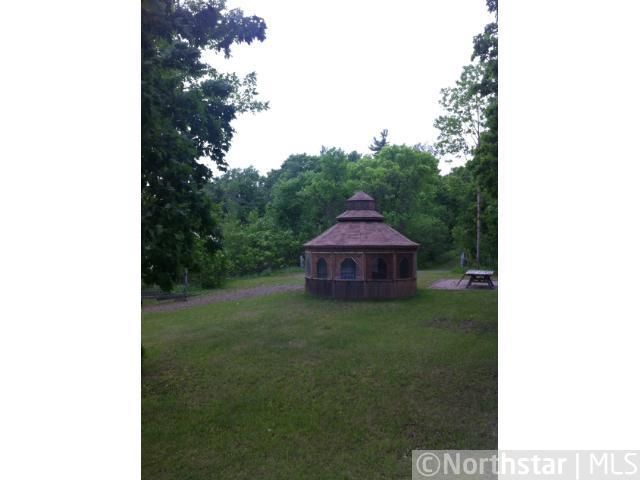 9141 Wilderness Point Rd, Garrison, MN 56450