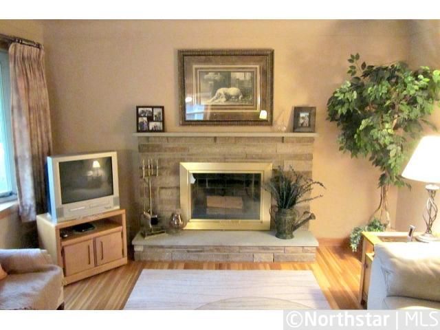 851 23rd Ave N, South Saint Paul, MN 55075