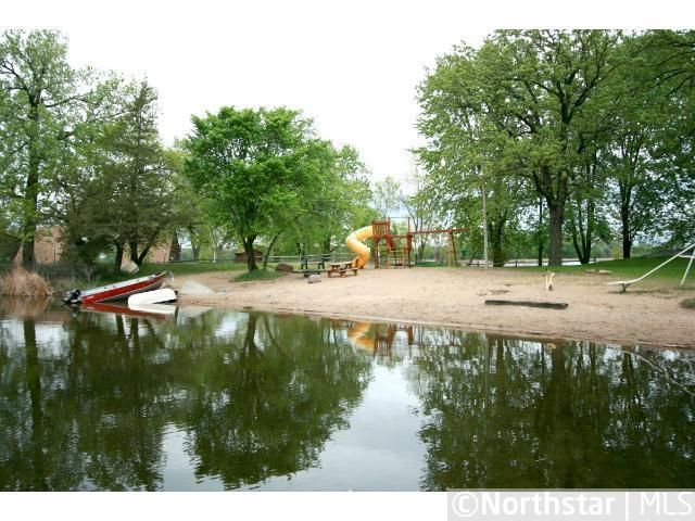 12031 Kramer Ave NW #5, Annandale, MN 55302