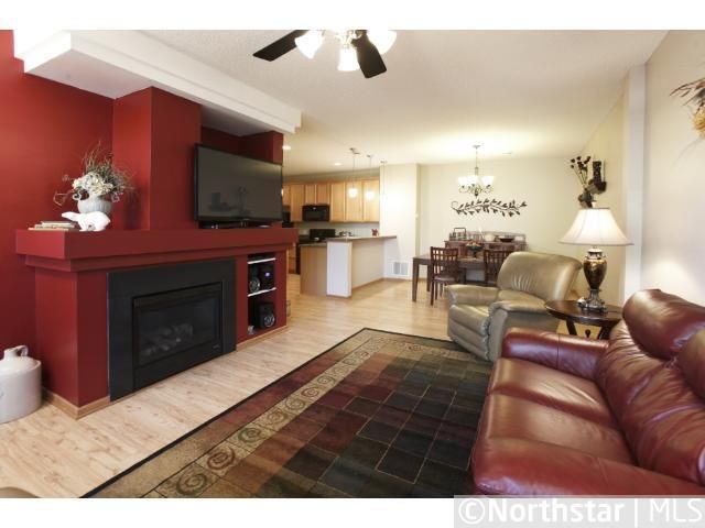 15656 Emerald Dr N #3, Hugo, MN 55038