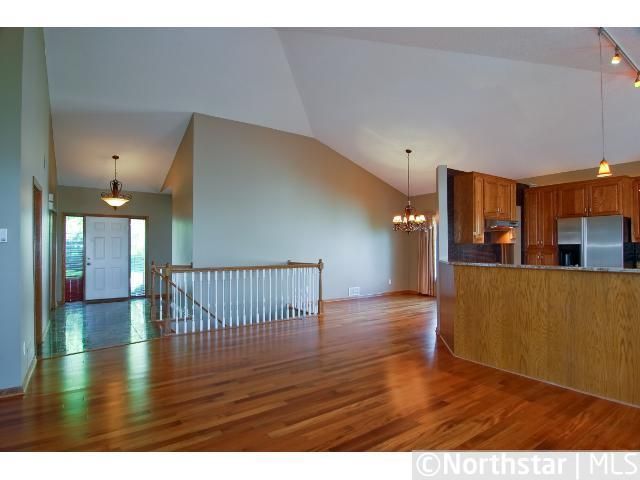 2159 Warrick Ct, Eagan, MN 55122