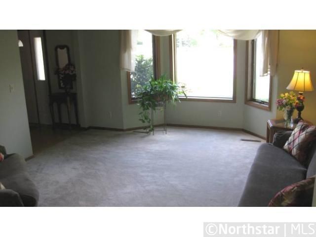 1441 Ridgewood Ct, Hastings, MN 55033