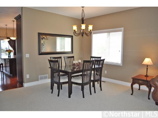 8979 Briarglen Rd, Eden Prairie, MN 55347