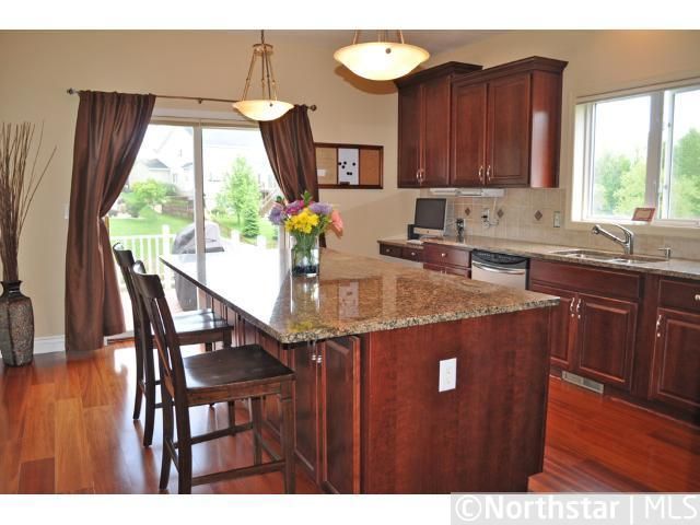 8979 Briarglen Rd, Eden Prairie, MN 55347