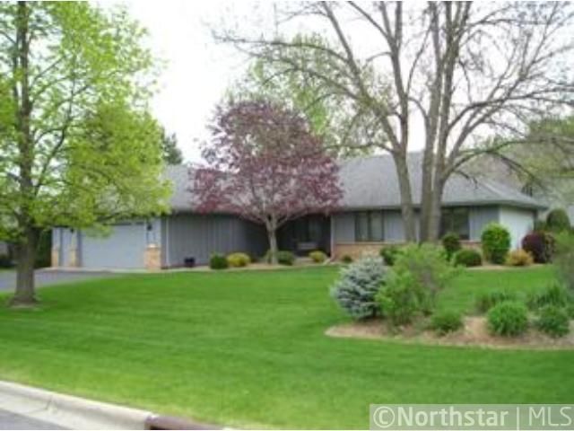 4941 W 93rd St, Bloomington, MN 55437