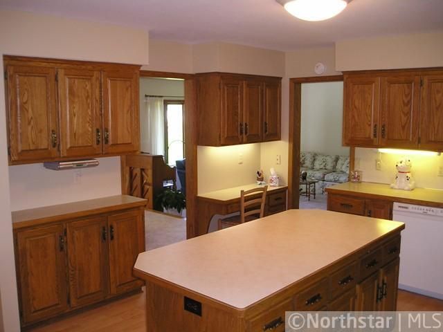 4941 W 93rd St, Bloomington, MN 55437