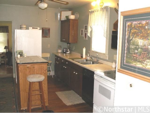 15761 Marystown Rd, Shakopee, MN 55379