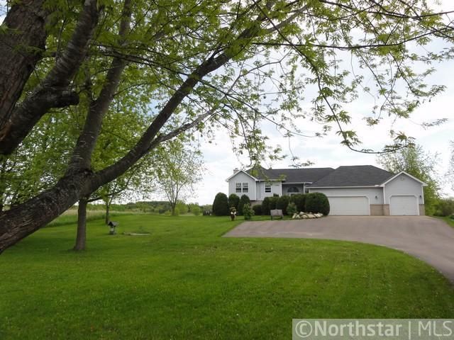 15358 Estate Cir, Pine City, MN 55063