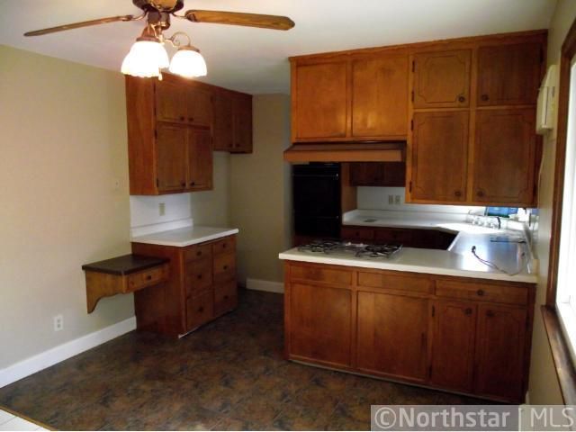 533 Cross St, Anoka, MN 55303
