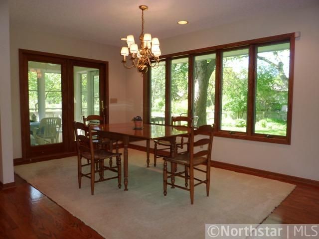 3053 Hamline Ave N, Roseville, MN 55113