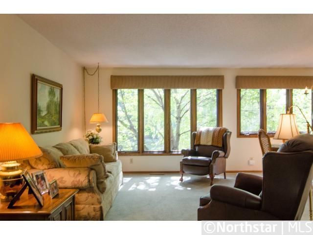 2684 Sumac Rg, White Bear Lake, MN 55110