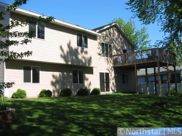 408 Orleans Ct N, Champlin, MN 55316