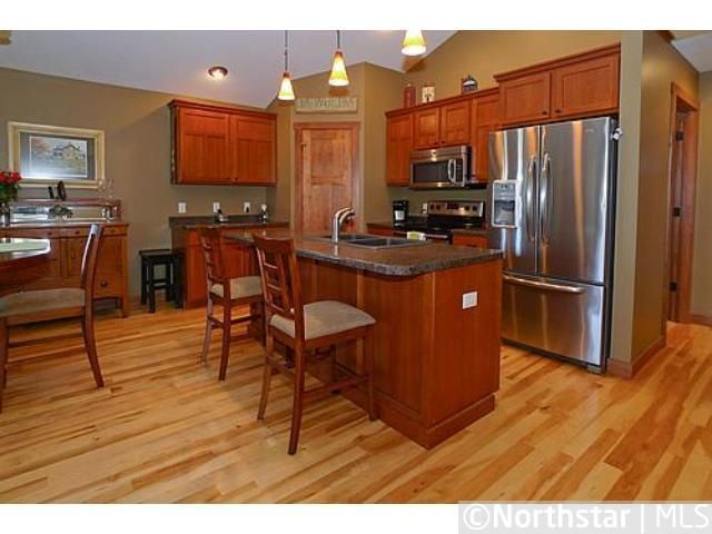 205 Smith Cir, River Falls, WI 54022