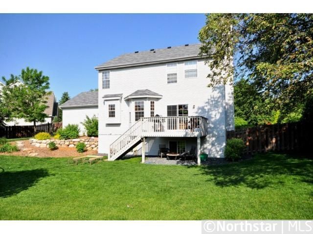 8235 Waldorf Ct, Eden Prairie, MN 55347