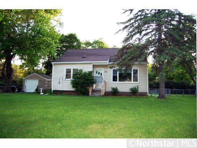 10010 Norway St NW, Coon Rapids, MN 55433