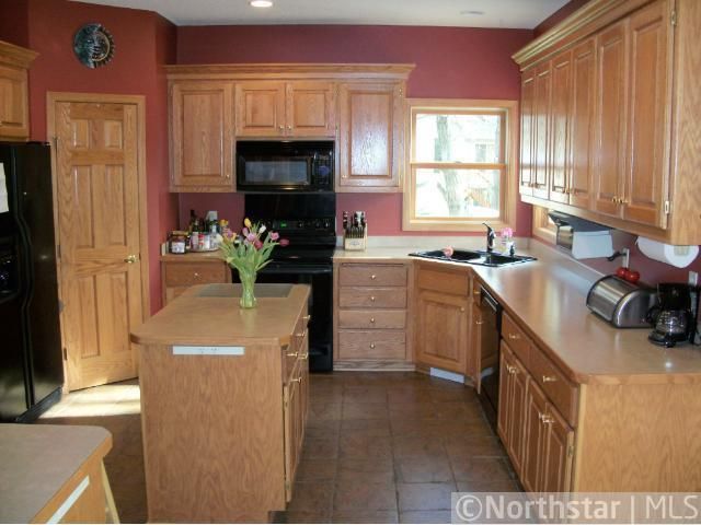 10978 Dunkirk St NE, Blaine, MN 55449