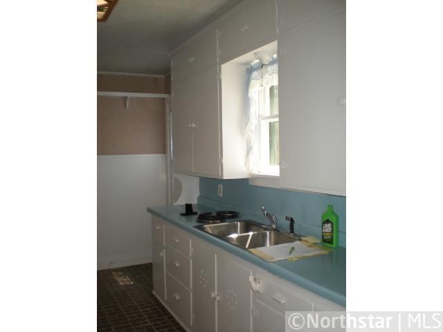 512 Summit Ave S, Sauk Rapids, MN 56379