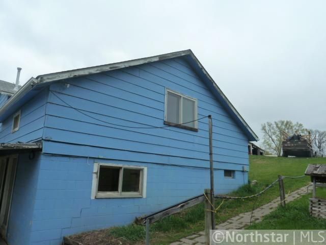 72411 280th St, Dassel, MN 55325