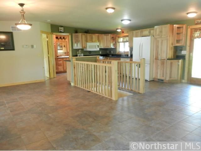 4185 437th St, Harris, MN 55032