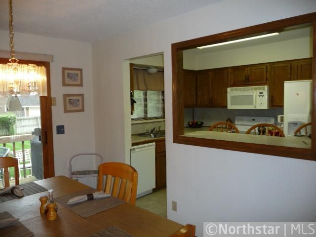 460 Carroll Ave, Saint Paul, MN 55103