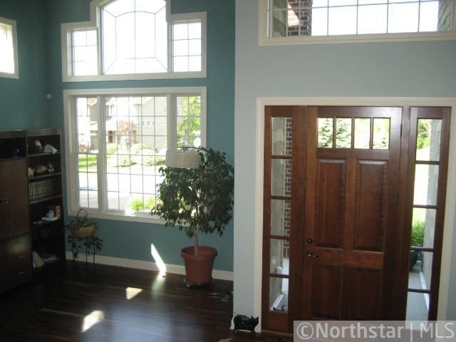 9095 Cold Stream Ln, Eden Prairie, MN 55347