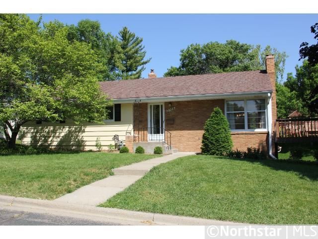 2308 Gilbert Ln, South Saint Paul, MN 55075