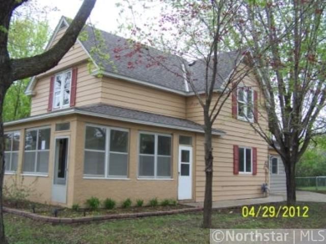 141 Excelsior Ave S, Annandale, MN 55302